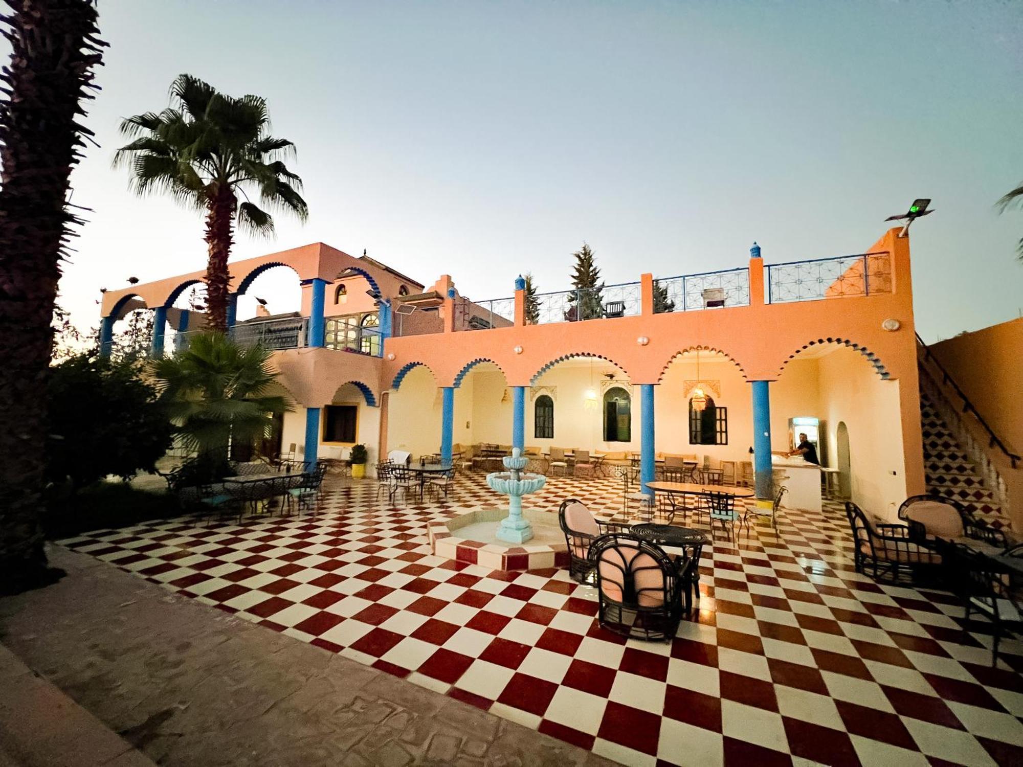 Riad Qodwa Sidi Abdallah Ghiat Buitenkant foto